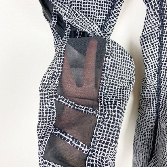 LULULEMON | Black White Printed Leggings Mesh Sides 6 - Picture 5 of 8